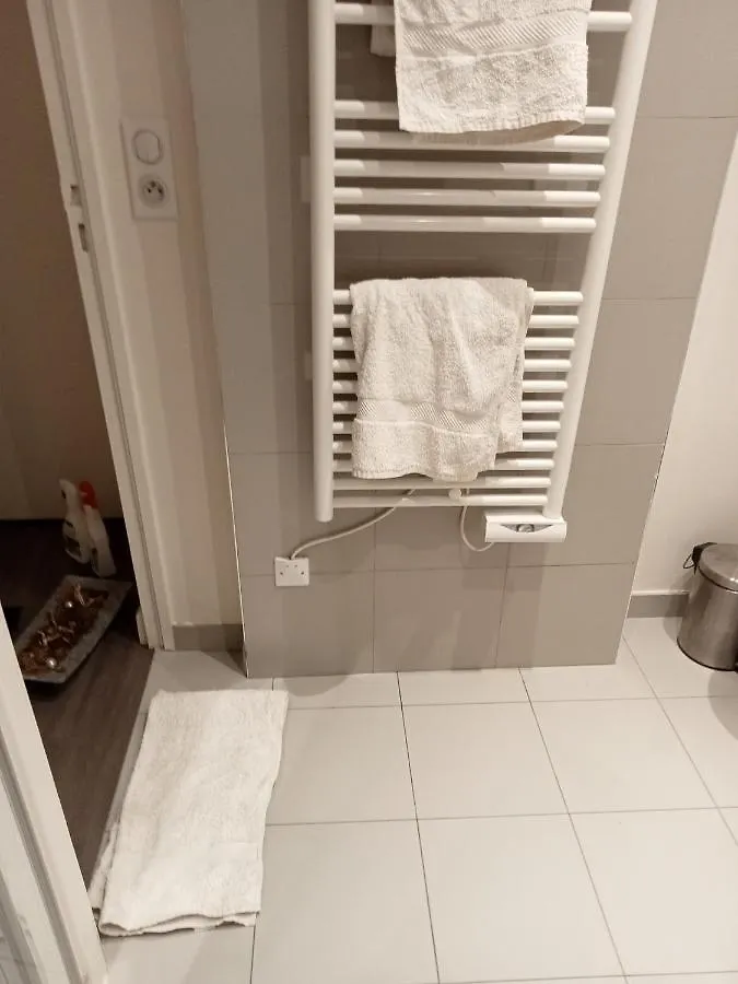 Apartmán Stuning Place ,Gare Montparnasse ,Center Paris ,Front Of Metro